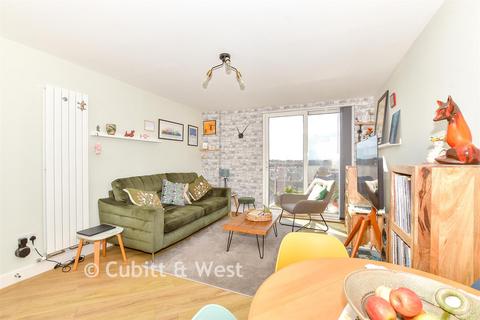 2 bedroom apartment for sale, Horizon, Southsea PO4