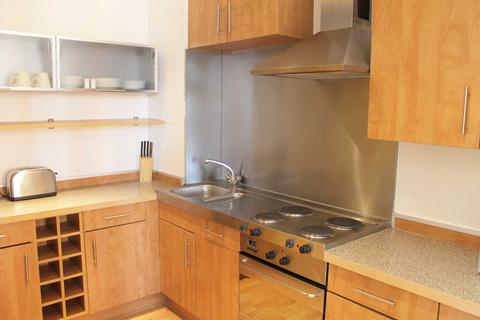 2 bedroom apartment to rent, Lawrence House, City Road, London, EC1V
