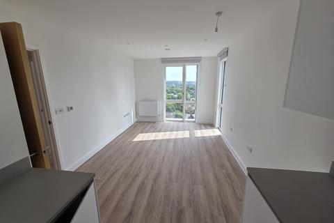 undefined, East Croydon CR0