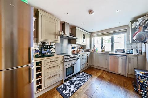 4 bedroom terraced house for sale, Eaton Drive, Kingston Upon Thames KT2