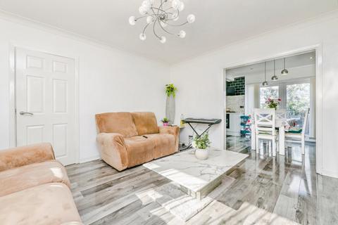undefined, Cornwall Rise, Barry CF62