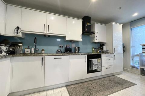 3 bedroom apartment for sale, Pyrene House, Brentford TW8