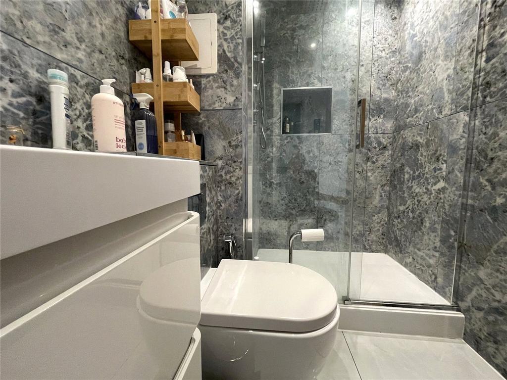 En-Suite Showeroom
