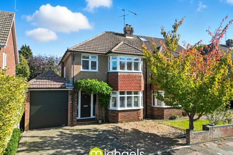 8 Browning Close, Colchester, CO3 4JJ