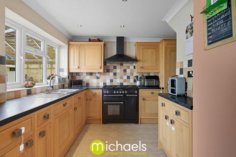 8 Browning Close, Colchester, CO3 4JJ