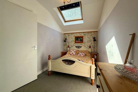undefined, 5 Abermaw Apartments, 6 Marine Parade, Barmouth, LL42 1NA