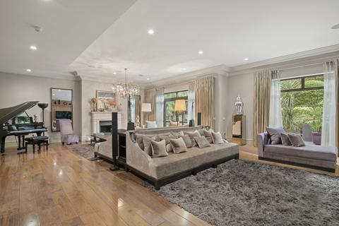 undefined, London N2
