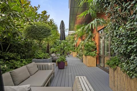 undefined, London N2