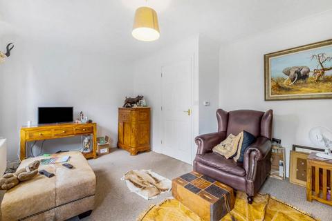 3 bedroom end of terrace house for sale, Poppy Close, Spalding