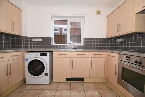 2 bedroom flat for sale, Bartons Court, Forton Road, Gosport