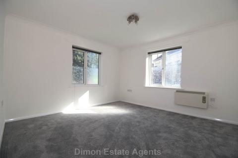2 bedroom flat for sale, Bartons Court, Forton Road, Gosport