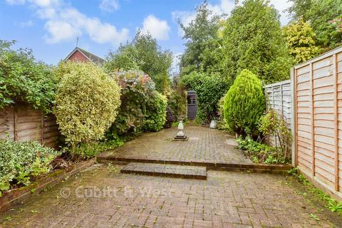 undefined, Charts Close, Cranleigh, Surrey