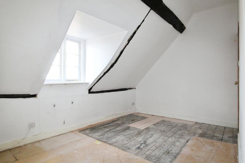 Pbox-bedroom-340855.JPG