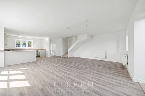 3 bedroom detached house for sale, Nelson Avenue, Shotley Gate, IP9