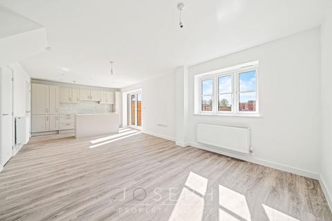 4 bedroom detached house for sale, Anson Drive, Shotley Gate, IP9