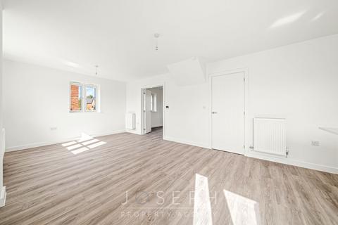 4 bedroom detached house for sale, Anson Drive, Shotley Gate, IP9