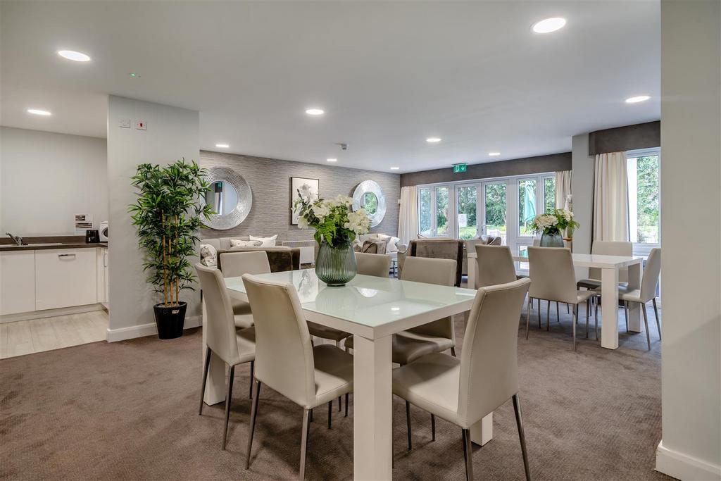 8661745-interior18.jpg