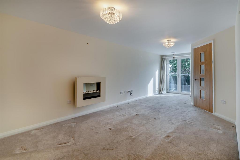 8661745-interior04.jpg