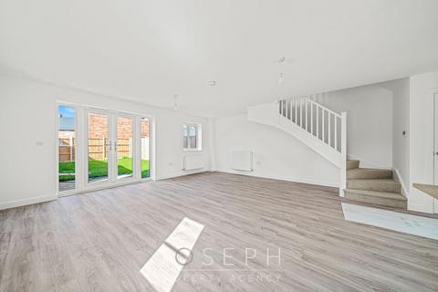 3 bedroom semi-detached house for sale, Nelson Avenue, Shotley Gate, IP9