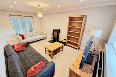 undefined, Carlisle Close, Whitefield, M45