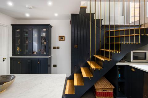 5 Paradise Row, London, E2 9LE