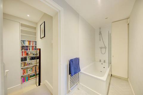 1 bedroom flat for sale, Clarendon Street, London SW1V