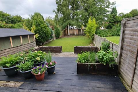 3 bedroom semi-detached house to rent, Windsor Road, Prestwich M25