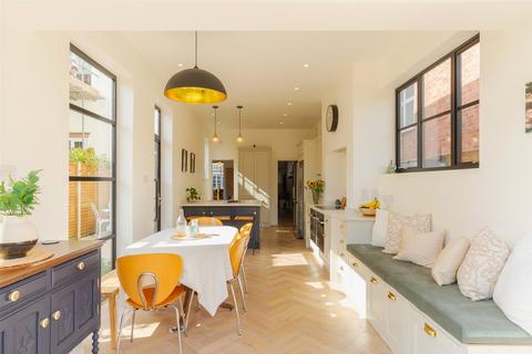 5 bedroom semi-detached house for sale, Downs Park East, Bristol, BS6