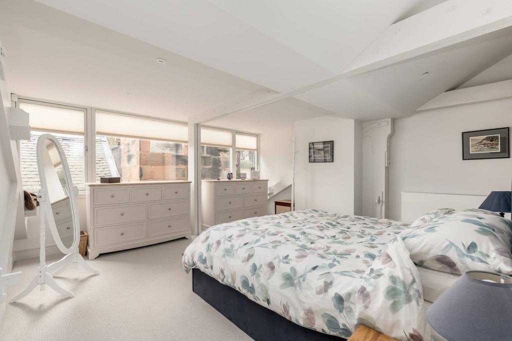Primary &amp; En-Suite