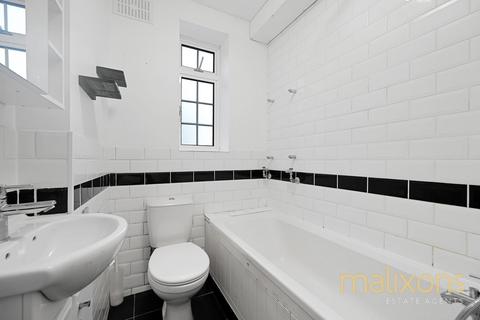 2 bedroom flat for sale, Leigham Avenue, London SW16