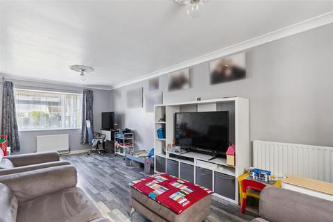 4 bedroom house for sale, Pankhurst Crescent, Stevenage SG2