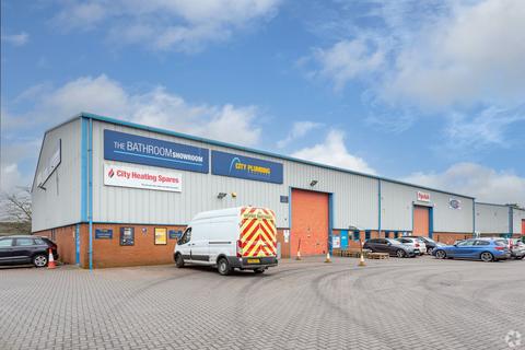 Distribution warehouse to rent, Eastern Av Burton On Trent DE13 0AT