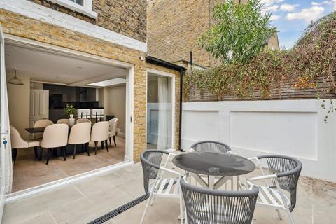 5 bedroom terraced house for sale, Limburg Road, London, SW11