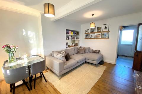 undefined, Manor Farm Drive, London