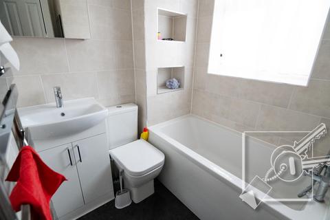 78 Thistledown, Gravesend, DA12 5EX
