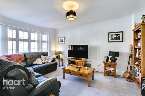 undefined, Dowsett Drive, Silver End