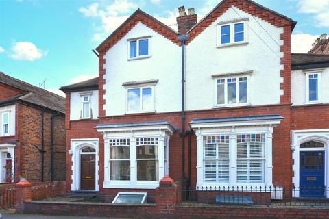 4 bedroom semi-detached house for sale, Coton Crescent, Coton Hill, Shrewsbury
