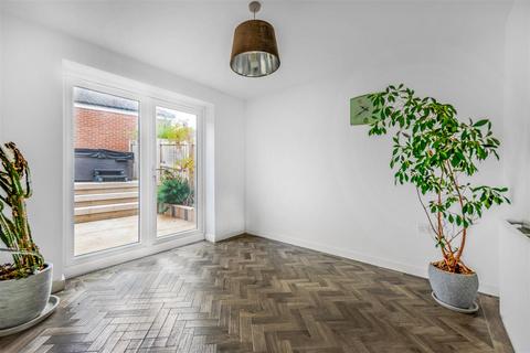 5 bedroom detached house for sale, Augusta Park Way, Dinnington, NE13
