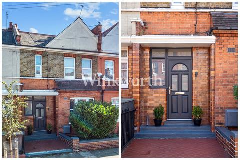 3 bedroom terraced house for sale, Hewitt Avenue, London, N22