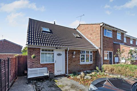 14 Caernarvon Close, Stretton, Burton-on-trent, DE13 0ET