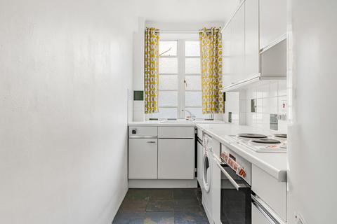 1 bedroom apartment for sale, Balham High Road, London, SW17