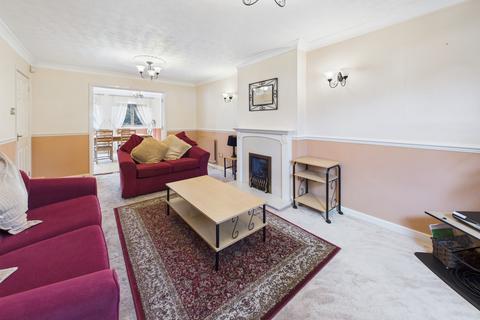 undefined, Woodfield Gardens, Hemel Hempstead, HP3