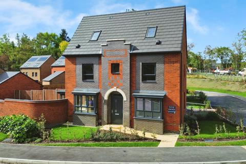 4 bedroom detached house for sale, Otters Reach, Telford TF8