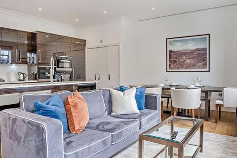 3 bedroom flat to rent, Rainville Road, London W6