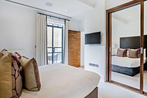 3 bedroom flat to rent, Rainville Road, London W6