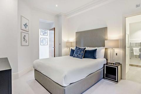 3 bedroom flat to rent, Rainville Road, London W6