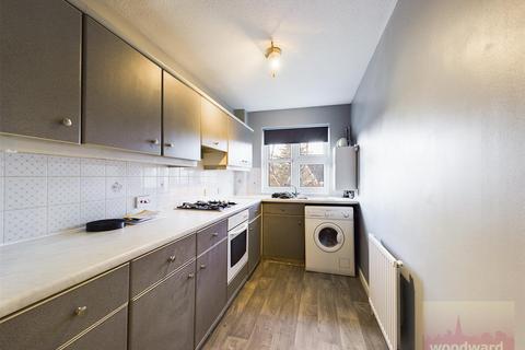1 bedroom flat to rent, St Saviours Court, Harrow View, Harrow