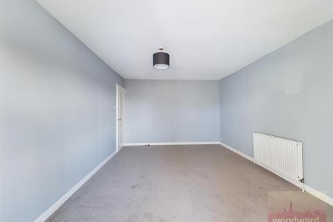 1 bedroom flat to rent, St Saviours Court, Harrow View, Harrow