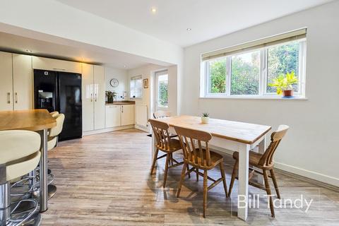 3 bedroom detached house for sale, Birmingham Road, Lichfield, WS14