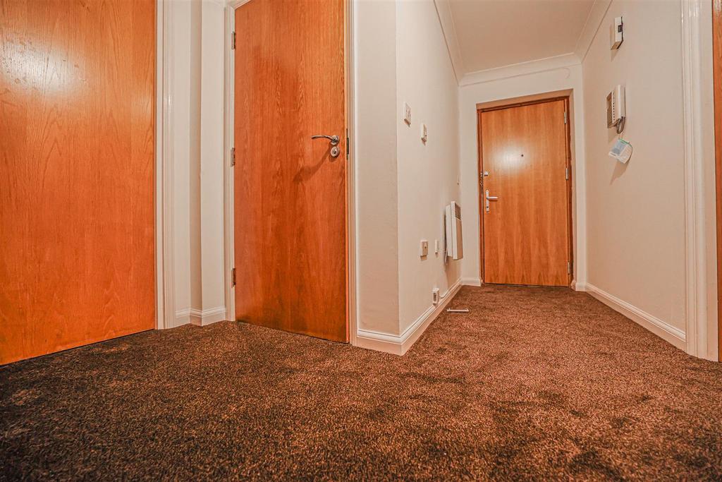 980 A1070.jpg